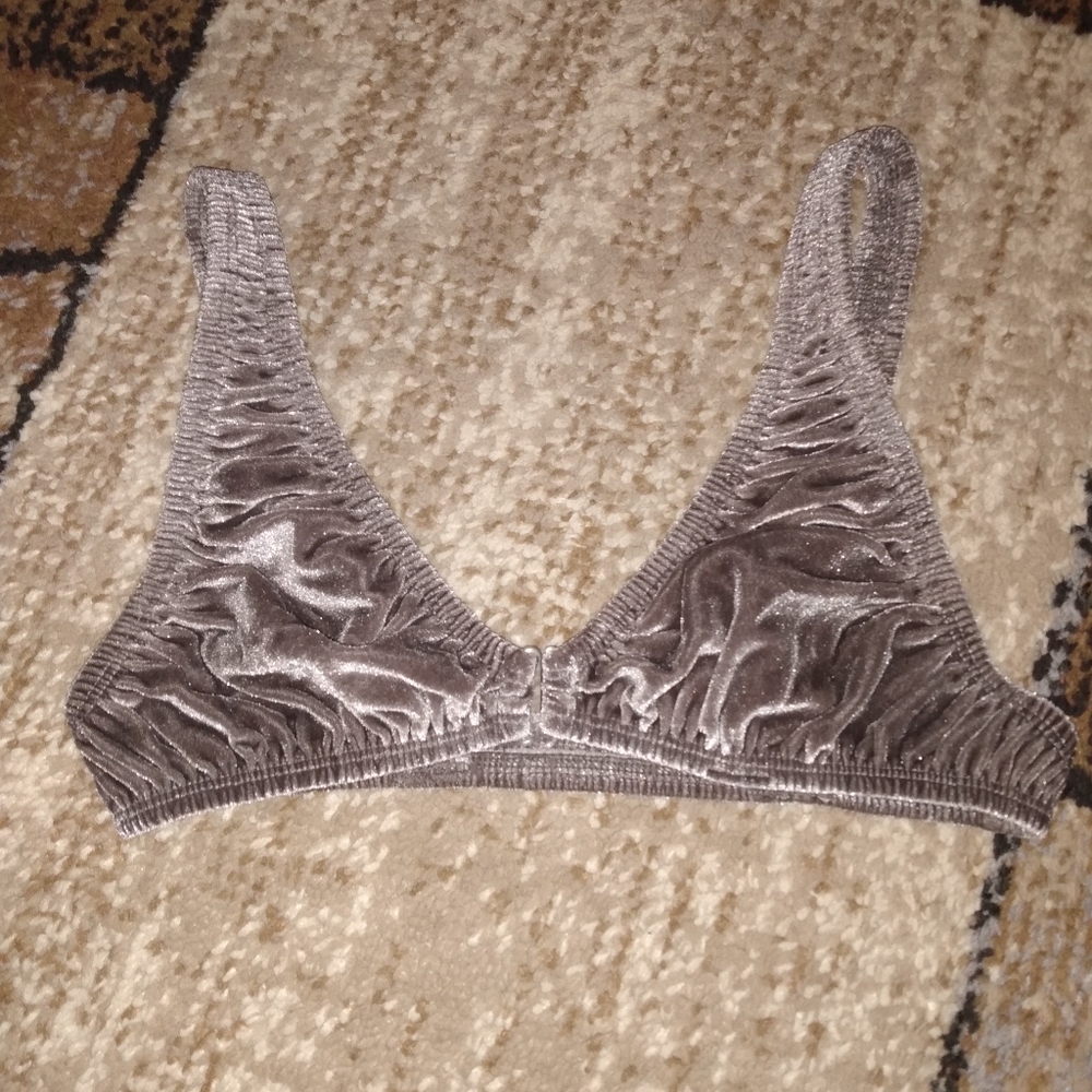 Skims Bralette 🩶💜 - Picture 2 of 5